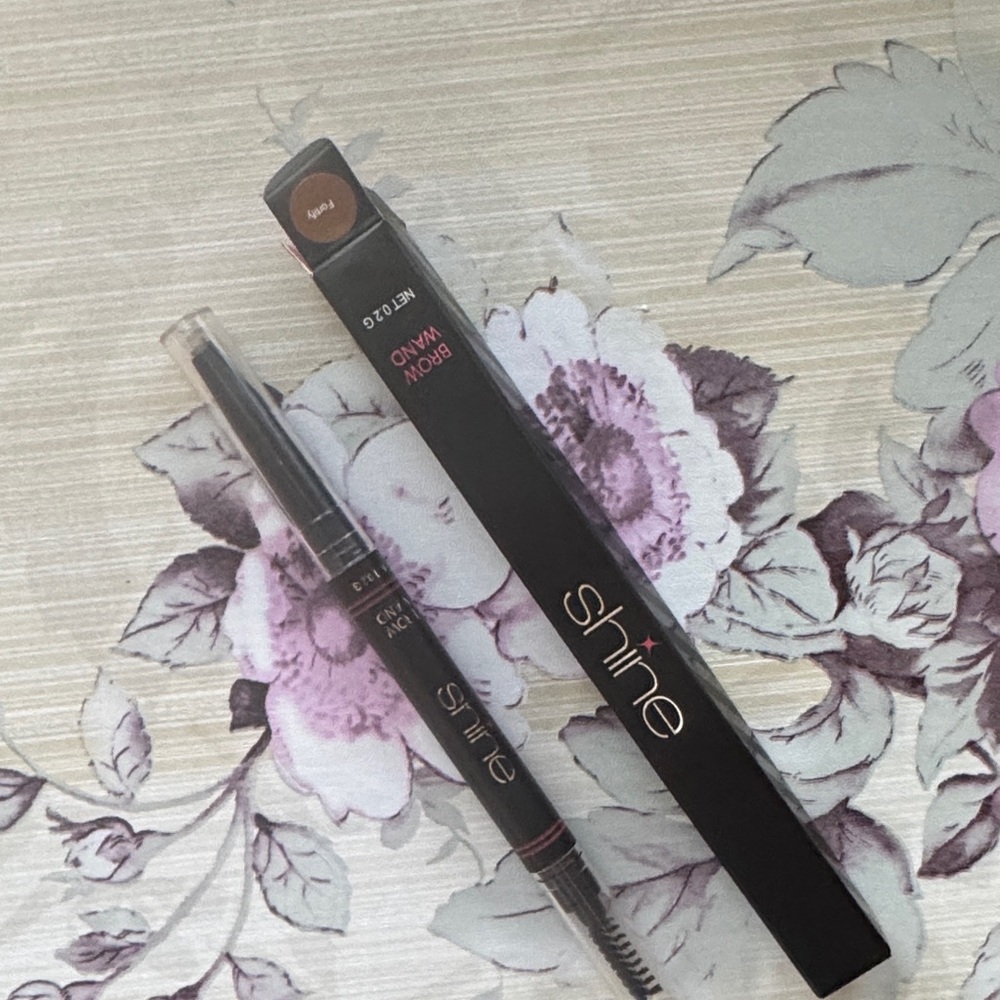 Shine Brow Shaping Pencil in Brown for blondes or light brown hair. NIB
